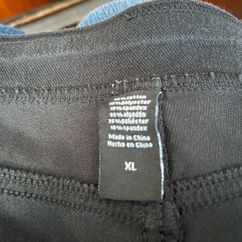 HUE leggings size XL